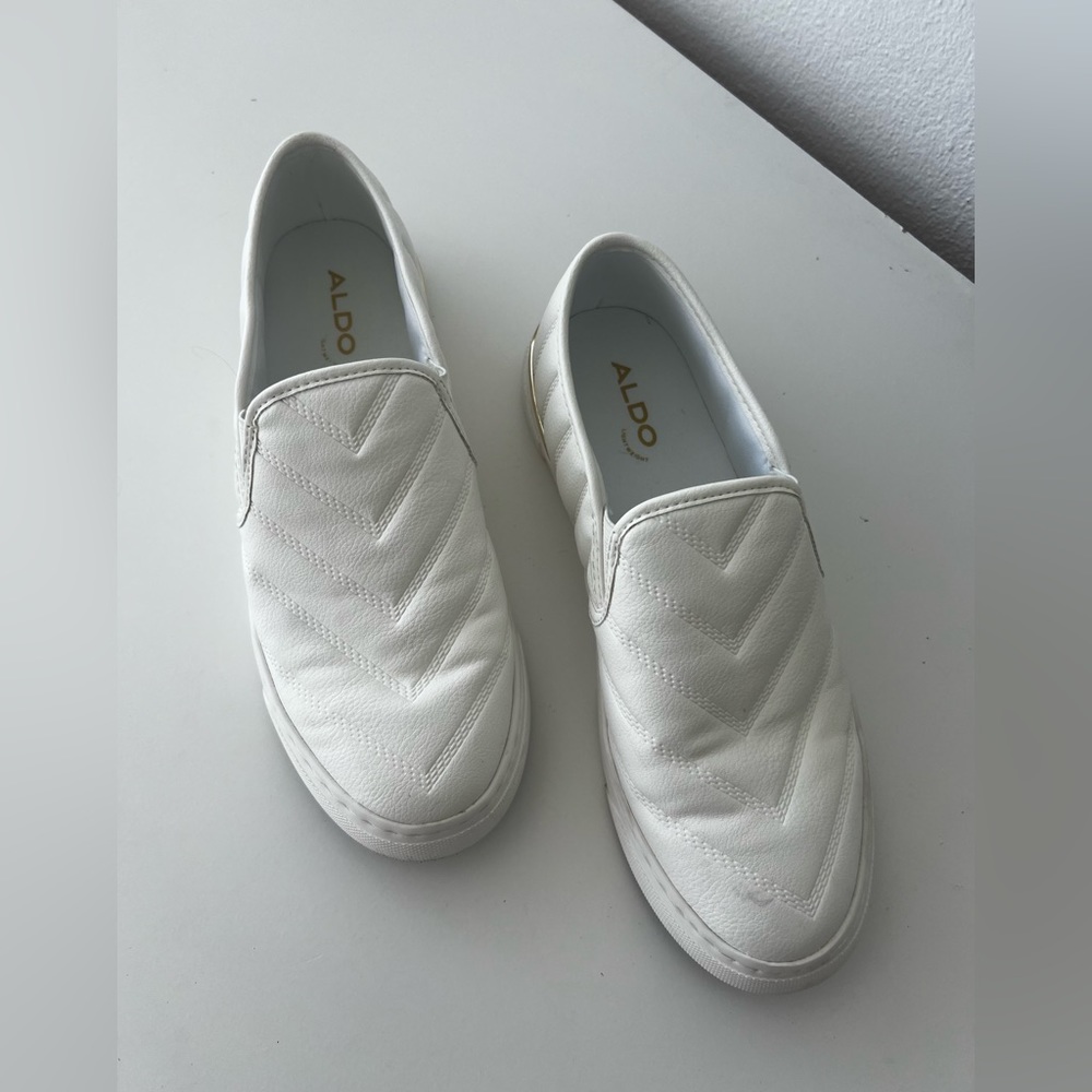 White shoes from Aldo, used size 8